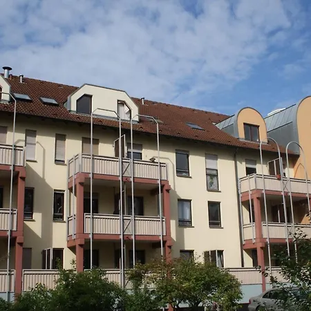 Schoenes Im Dachgeschoss In Nahe Rheinauer See Mannheim